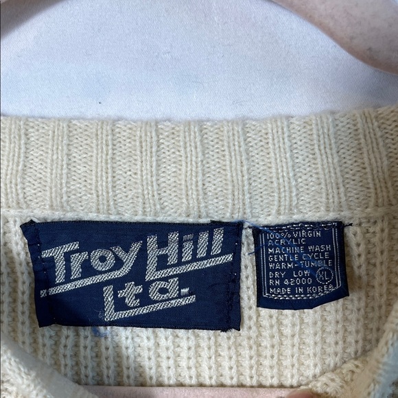 Men's Classic Cream Crewneck Sweater - Picture 2 of 5